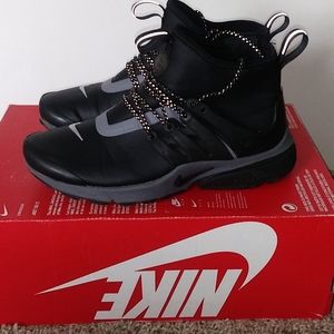 Women's Nike Air Presto Mid Utility